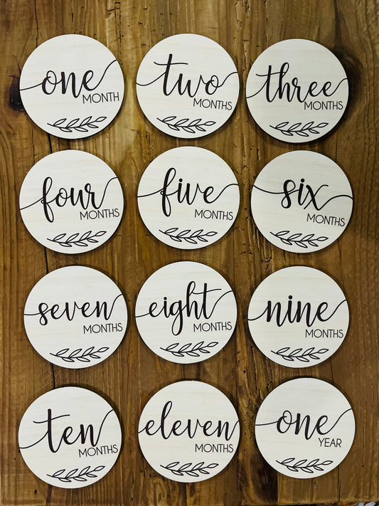 Leafy Wooden Age Milestone Disc Set