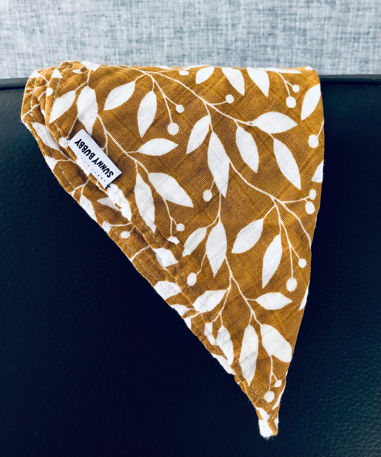 The Leaves Bandana Bib/Neck Sun Cover