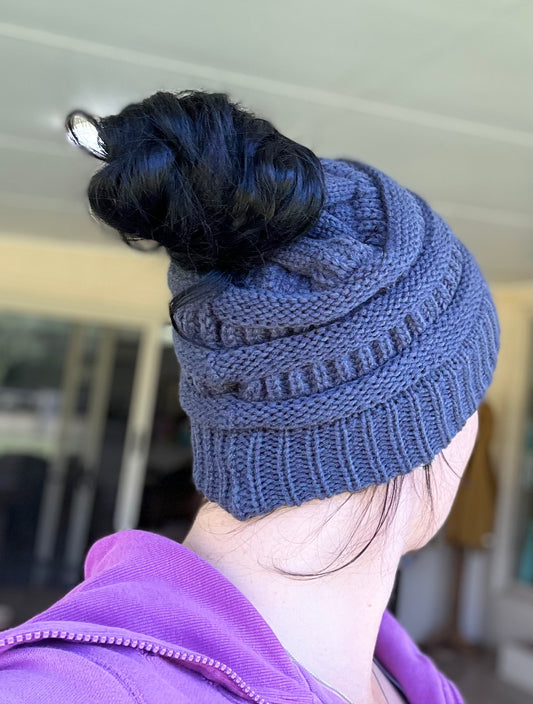 ❄️Adult Ponytail Beanie❄️