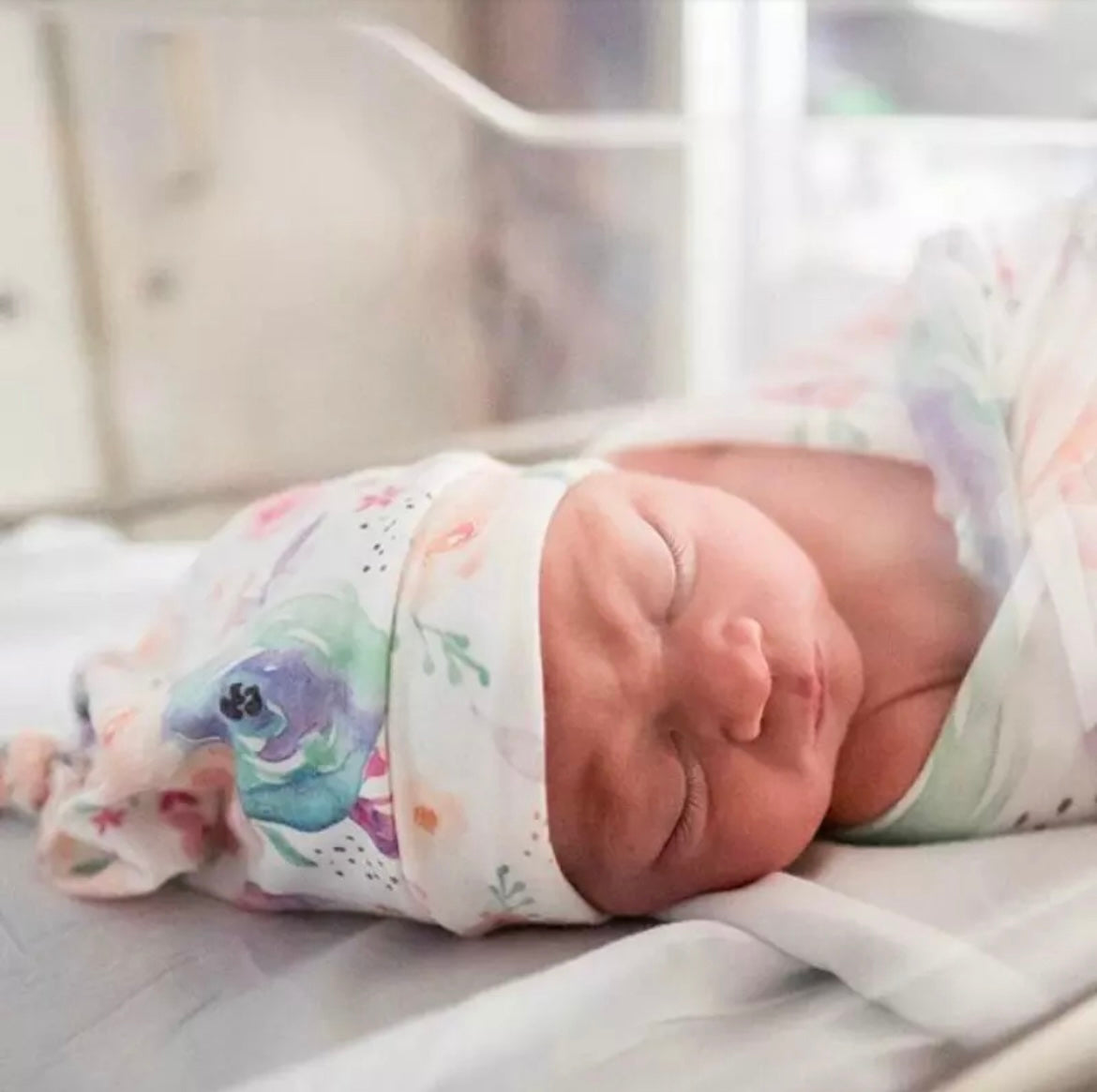 Newborn Lightweight Swaddle & Cap