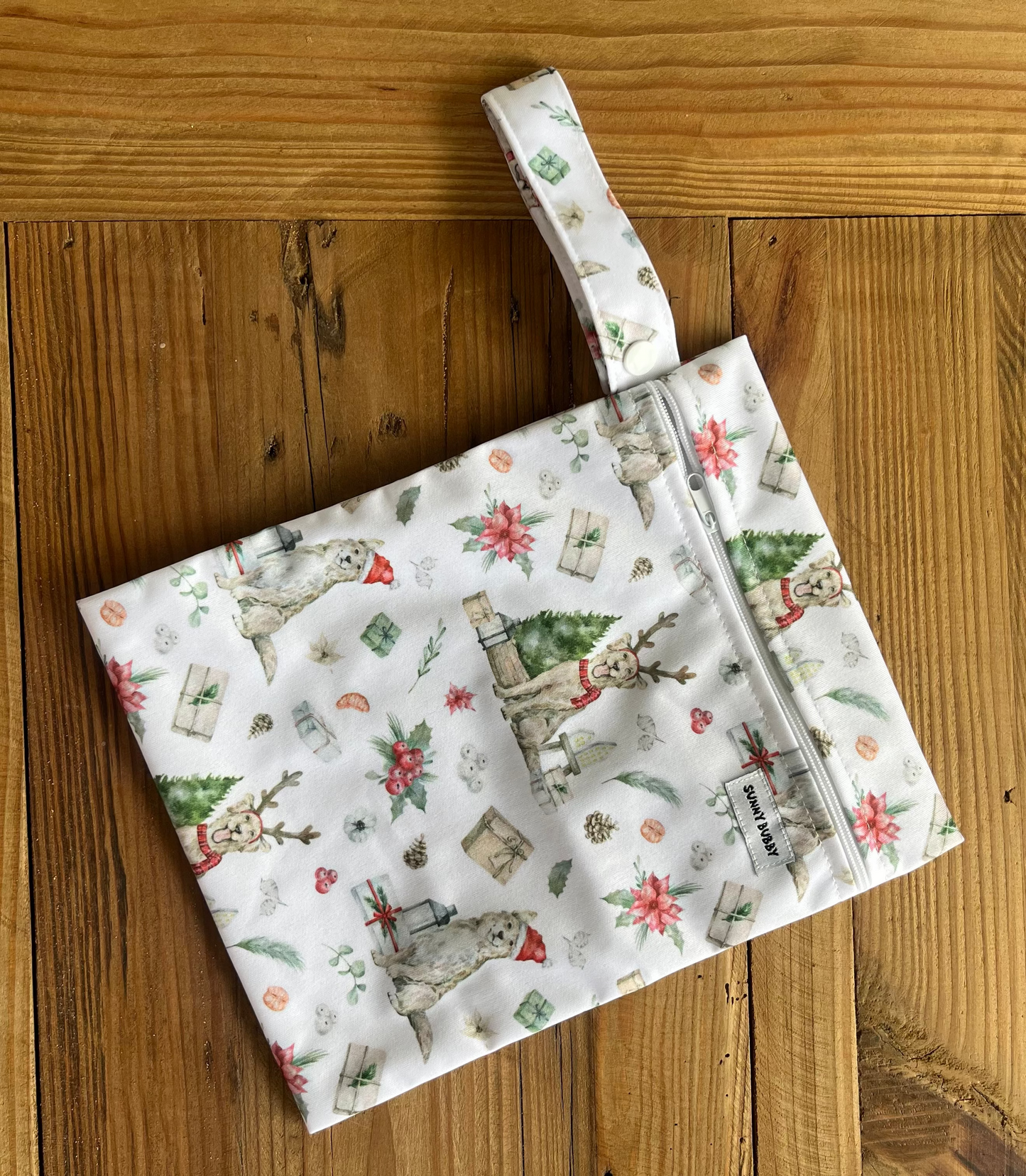 A Sunny Puppy Christmas Medium Wet Bags